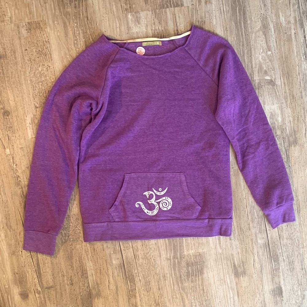 Alternative Earth: Yoga/Active Wear Sweatshirt